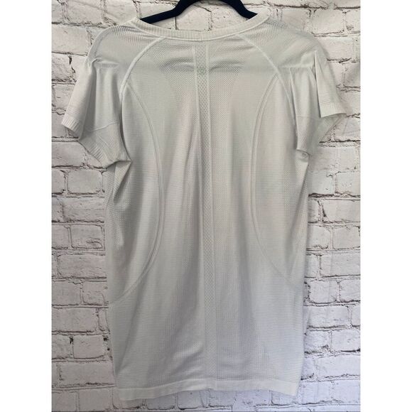 Lululemon Swiftly Tech Short Sleeve crew size 12 - Picture 2 of 6